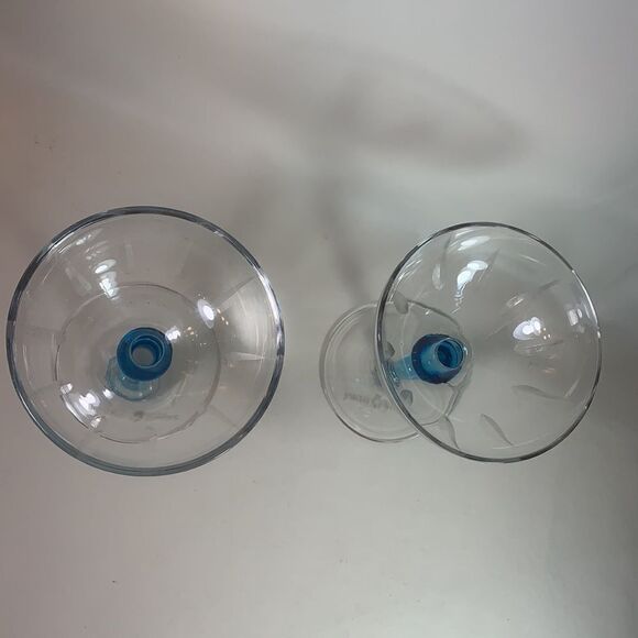 Set 2 Vintage Bombay Sapphire Gin Martini Glasses - Picture 3 of 10